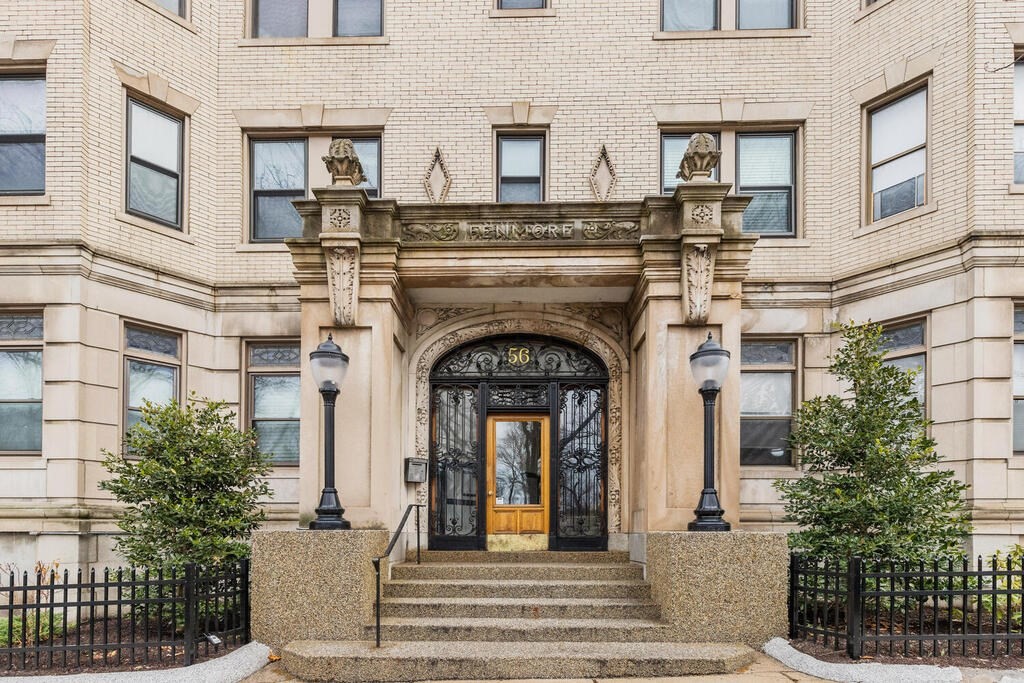 56 Charlesgate E # 135