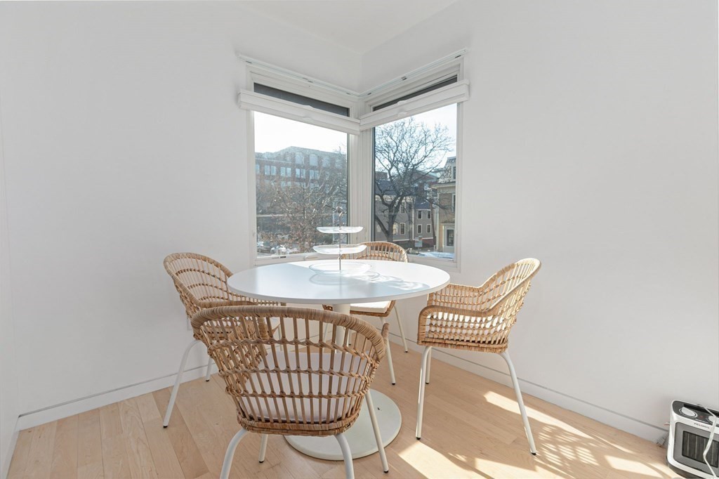 137 Mount Auburn Street # 2