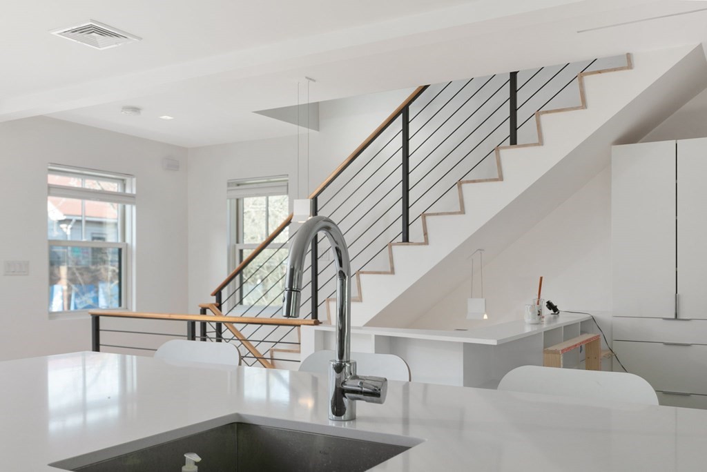 137 Mount Auburn Street # 2