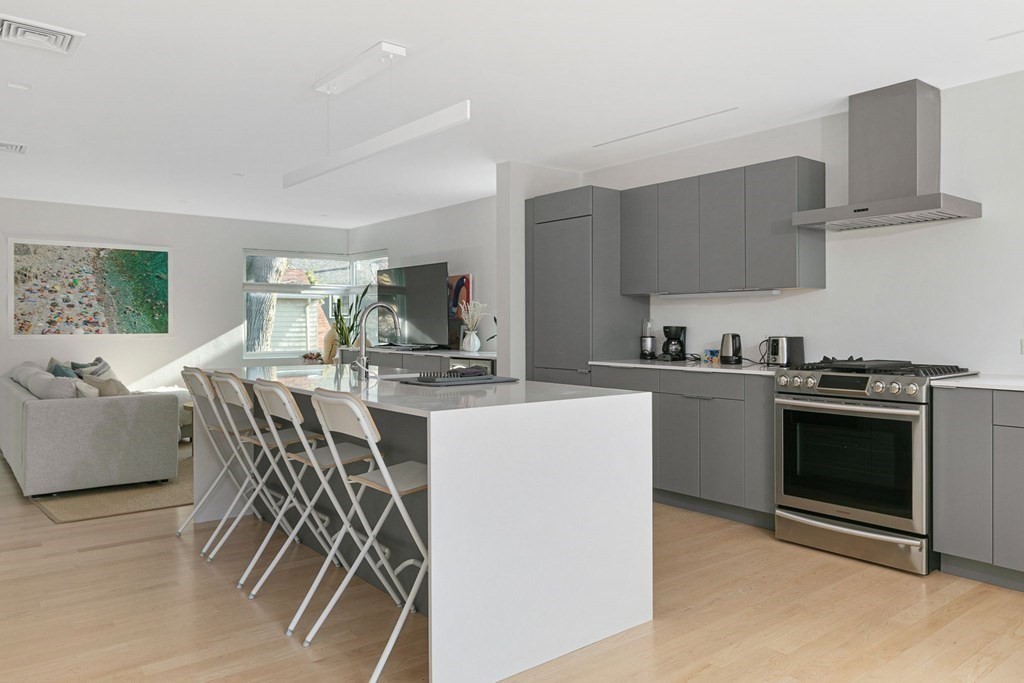 137 Mount Auburn Street # 2