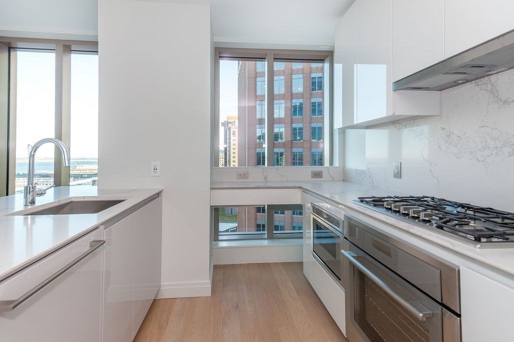 133 Seaport # 1222
