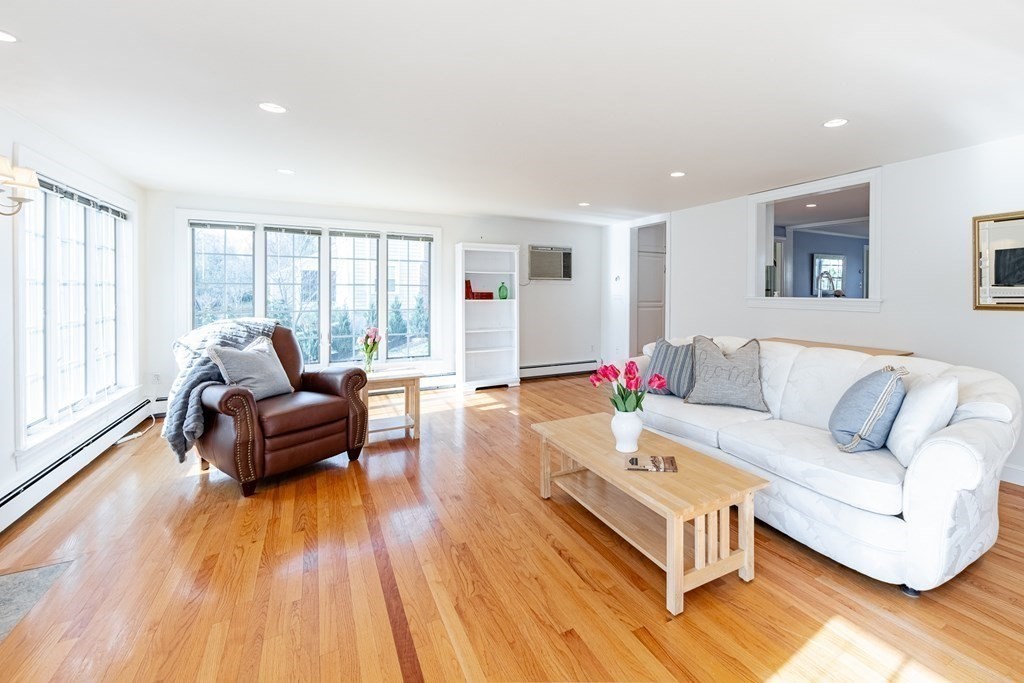63 Oak Ridge Road