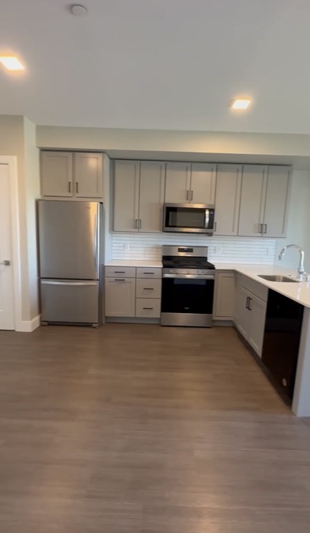 11 Walley Street # 408
