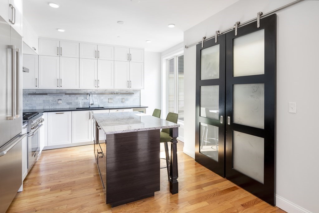 928 East Broadway # 2