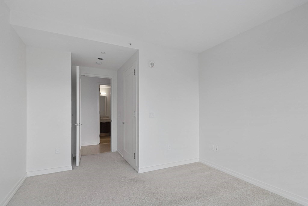 1 Franklin St # 2101