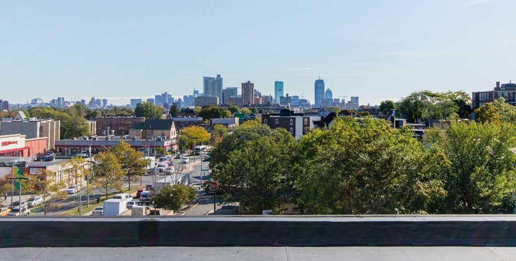 244 Brighton Ave # 406