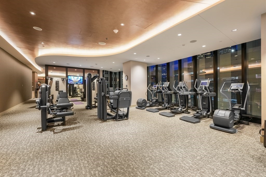 1 Franklin Street # 3903