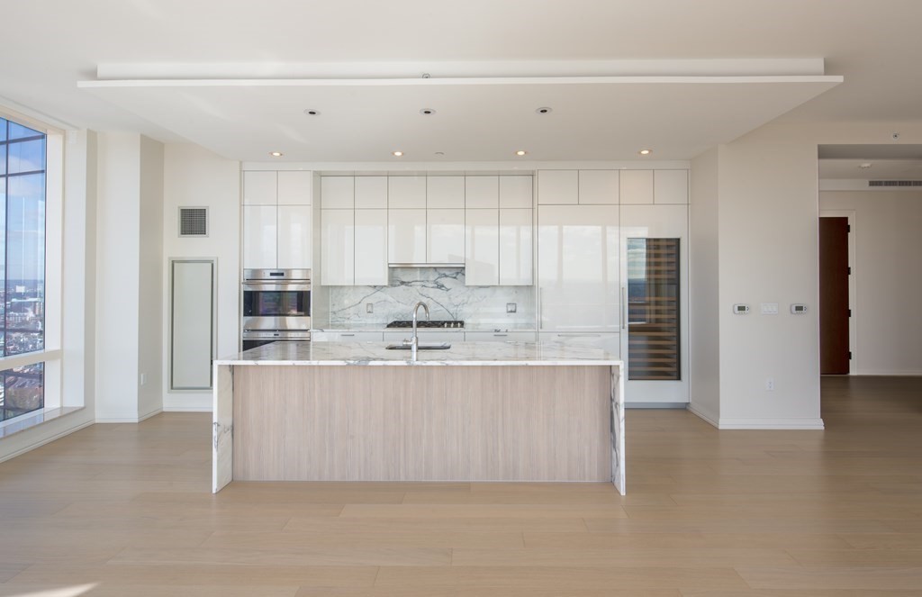 1 Franklin Street # 3903