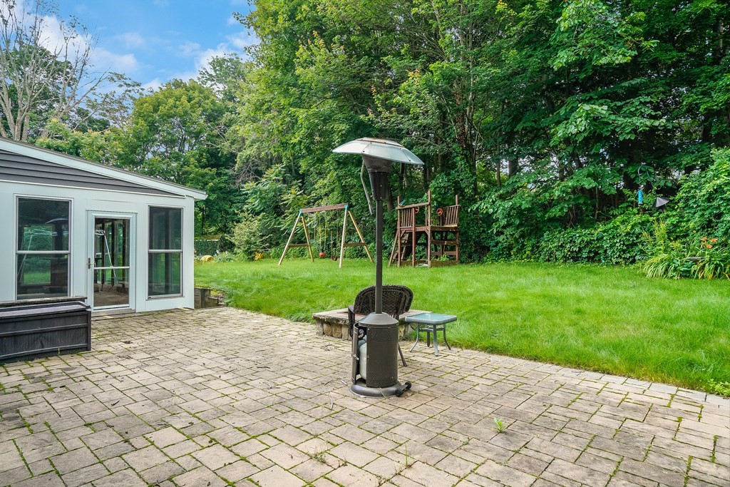 30 Lantern Ln