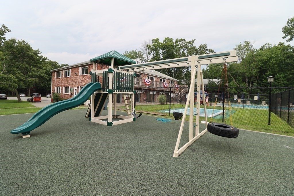 2 Fernview Ave # 8
