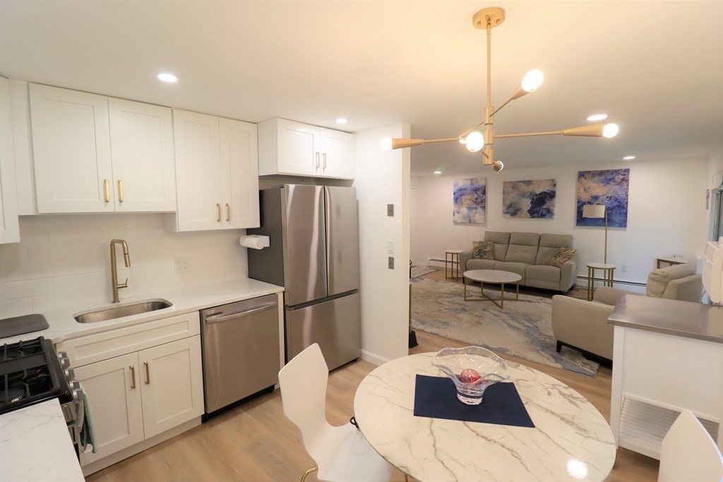 2 Fernview Ave # 8