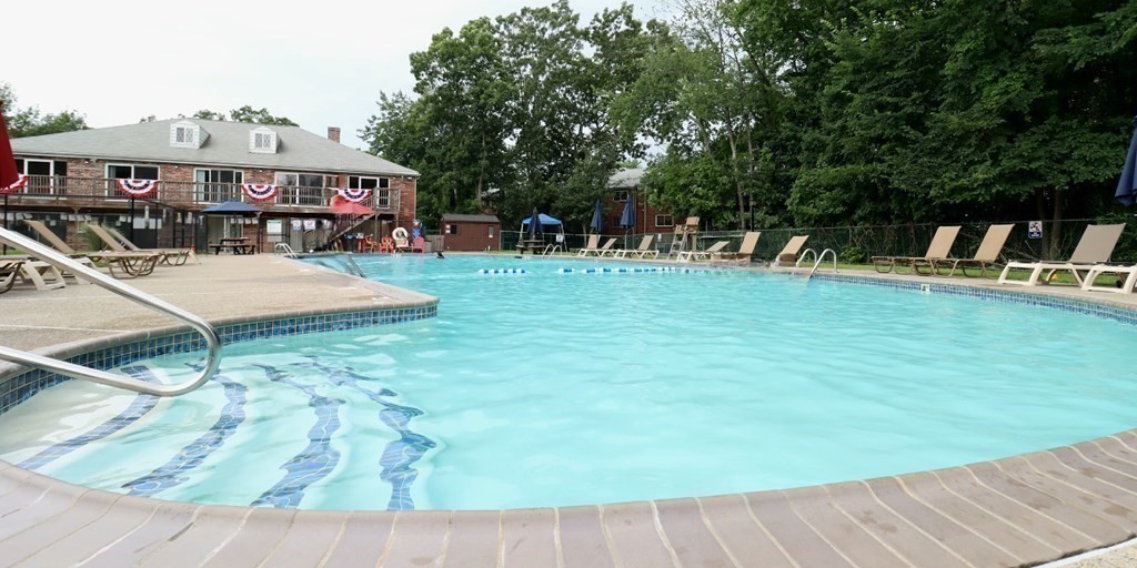2 Fernview Ave # 8