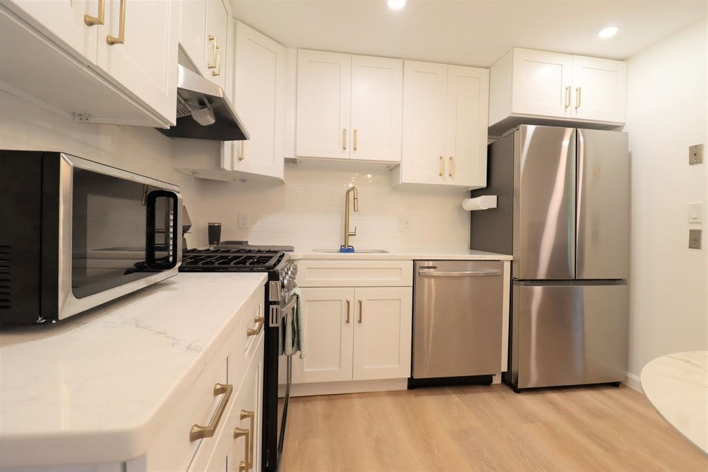 2 Fernview Ave # 8