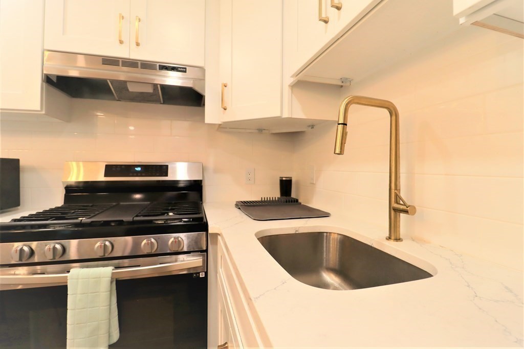 2 Fernview Ave # 8