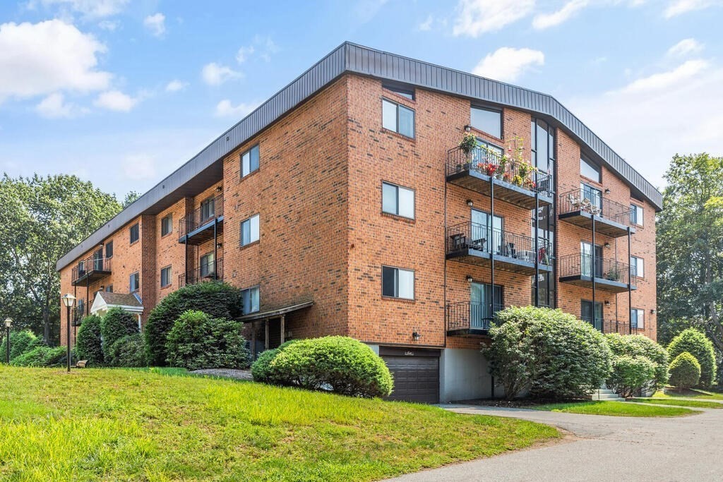 181 Littleton Rd # 212