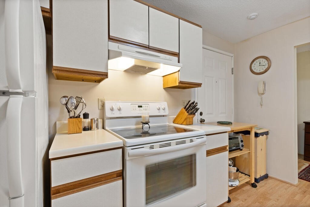 181 Littleton Rd # 212