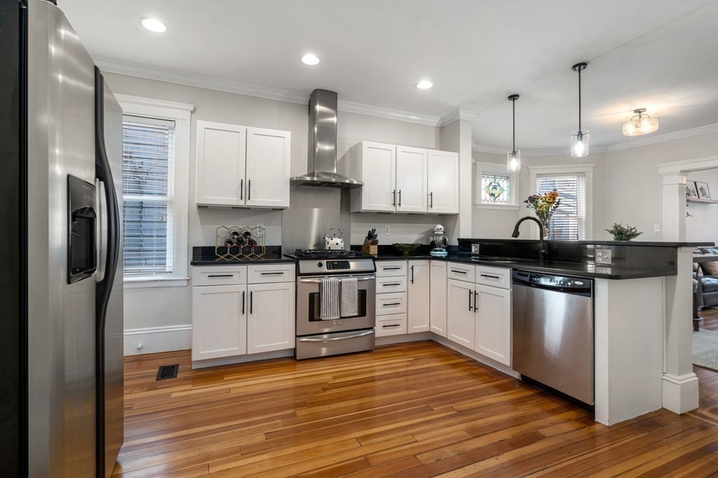 19 Pond St # 1