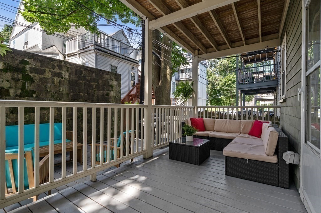 19 Pond St # 1