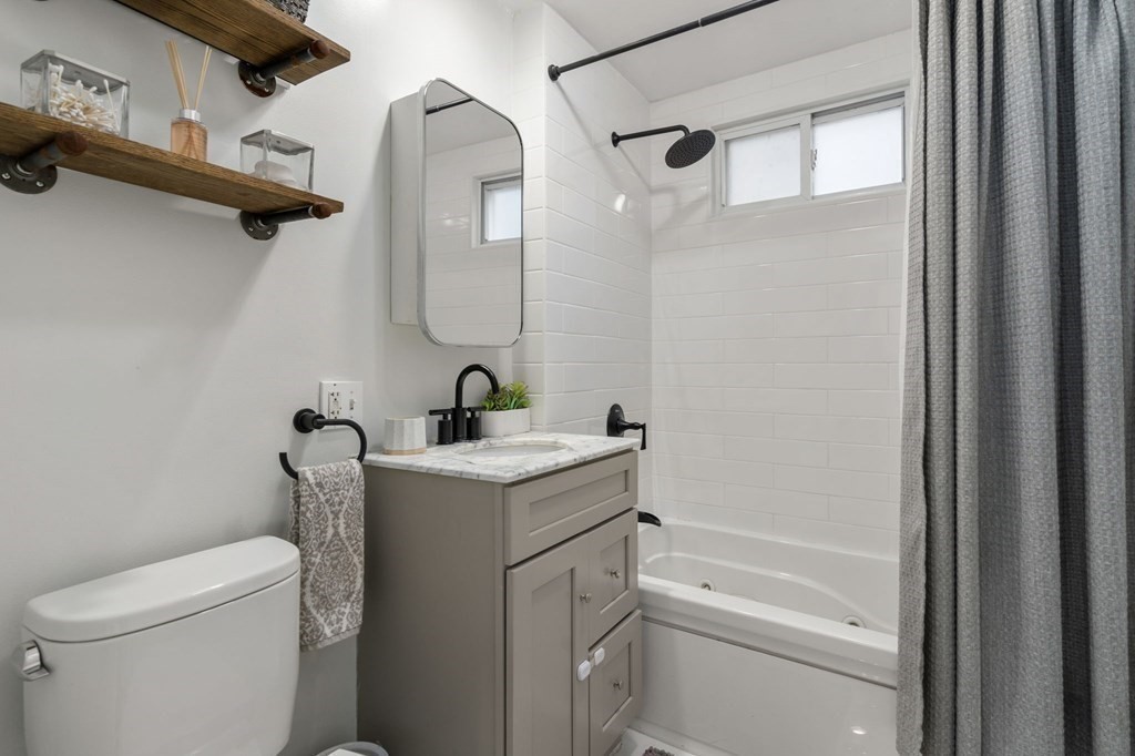 19 Pond St # 1