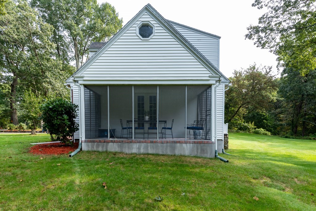 9 Stowe Rd