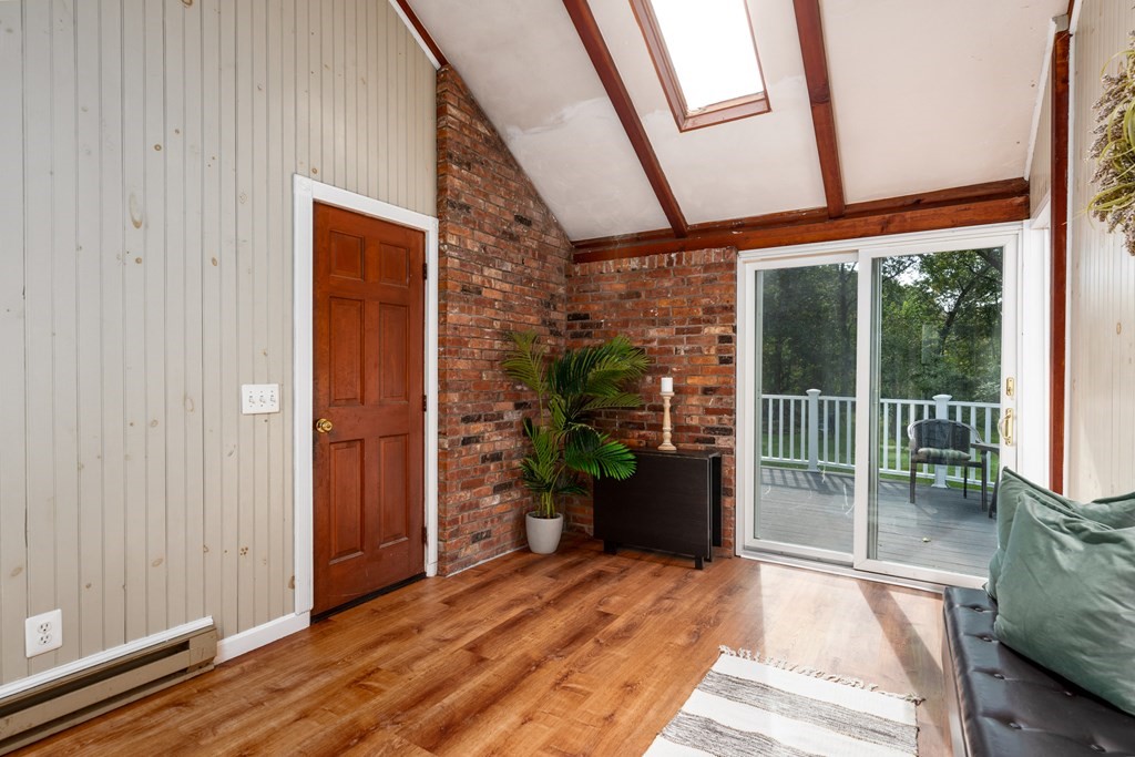 9 Stowe Rd