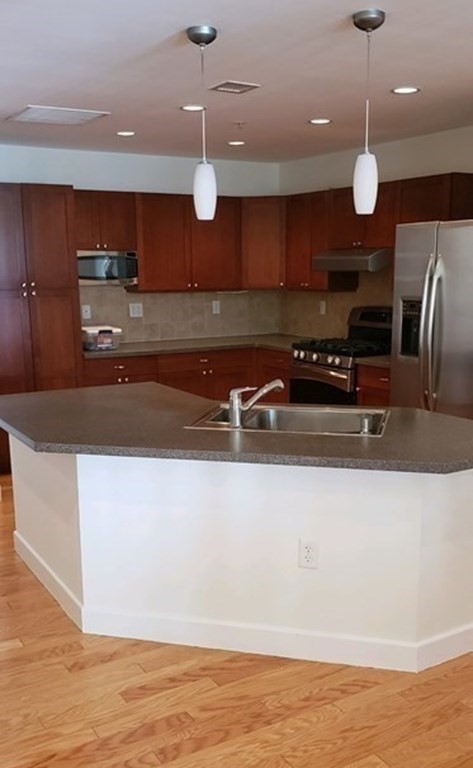 132 Chief Justice Cushing Highway # 211