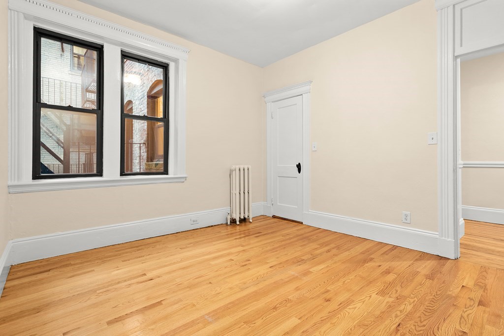 25 Peterborough St # 6