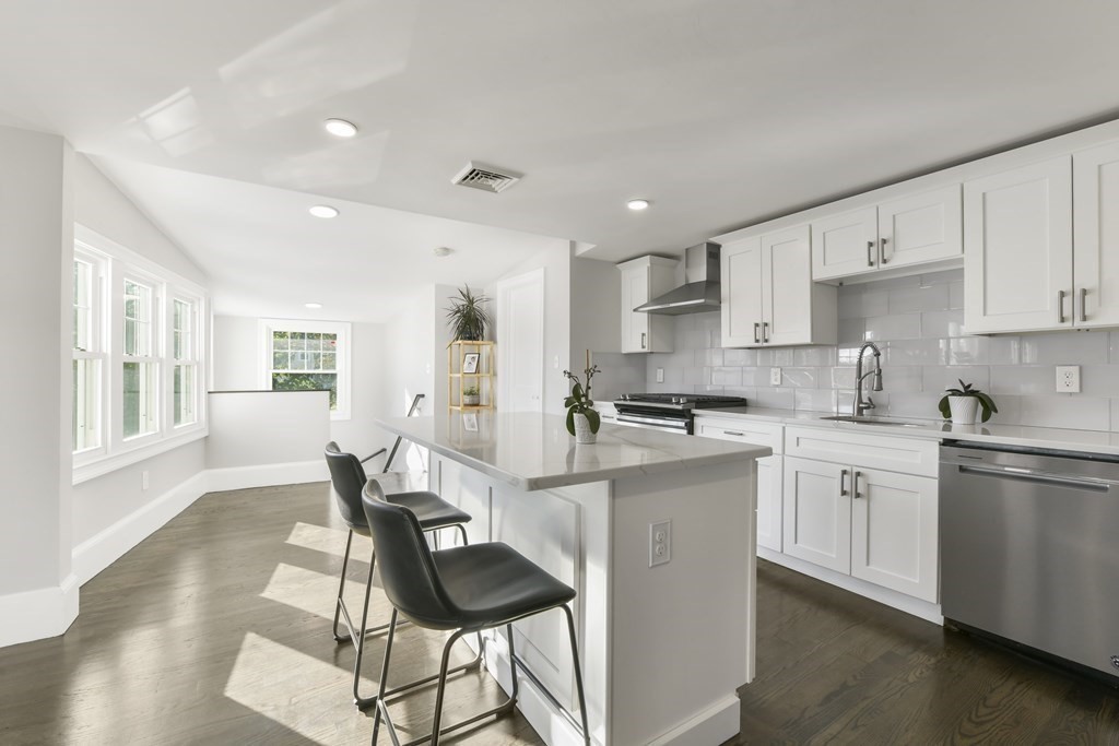 66 Wilshire St # 2