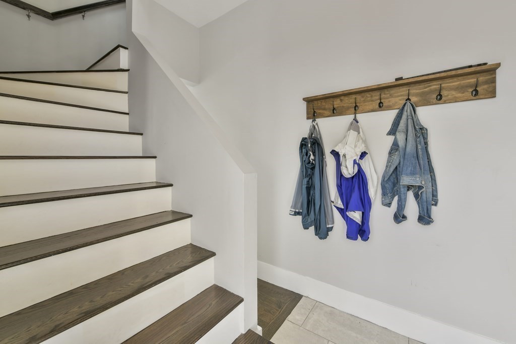 66 Wilshire St # 2