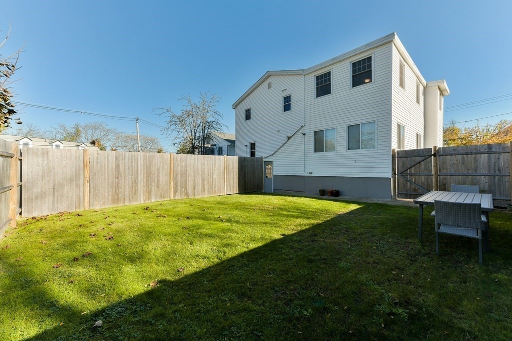 66 Wilshire St # 2