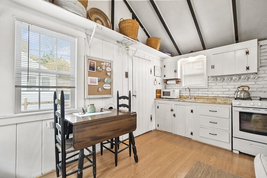 262 Old Wharf Road # 103