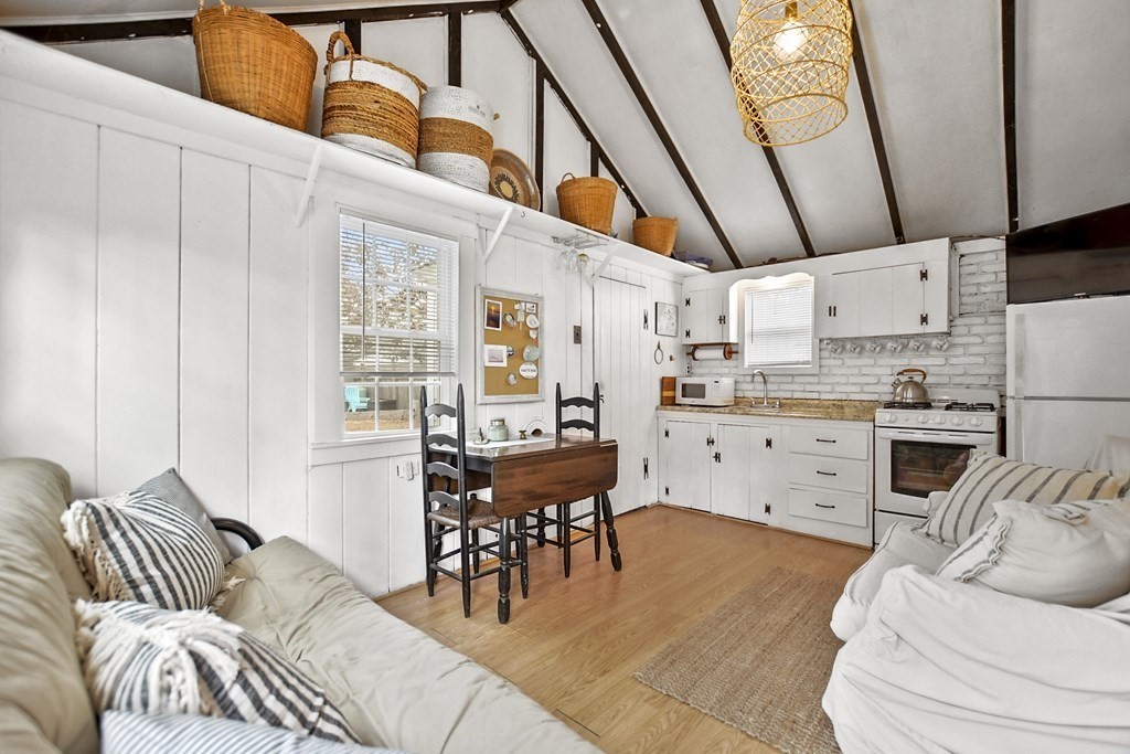 262 Old Wharf Road # 103