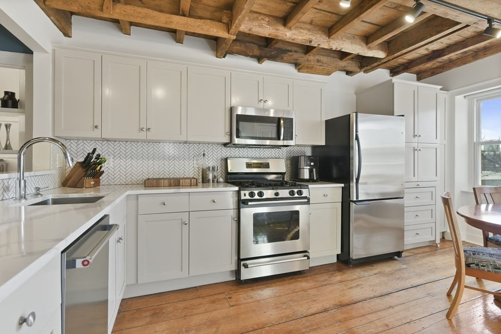 229-231 Main St # 3