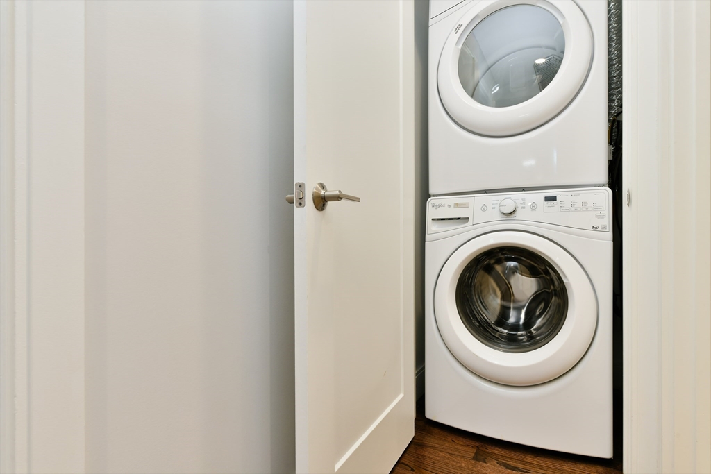 225 Dorchester St # 10