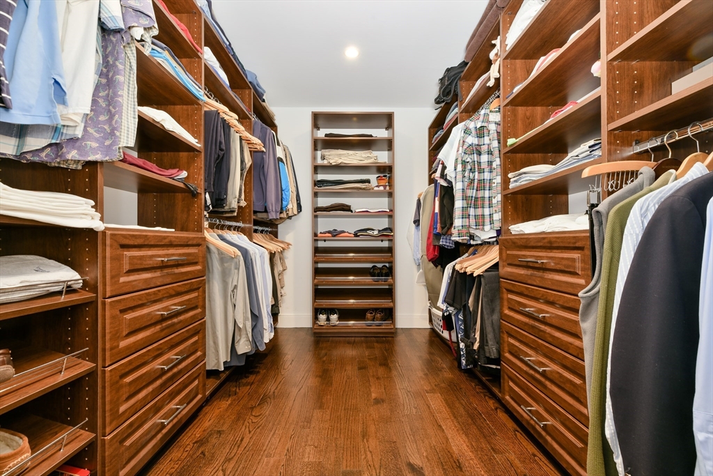 225 Dorchester St # 10