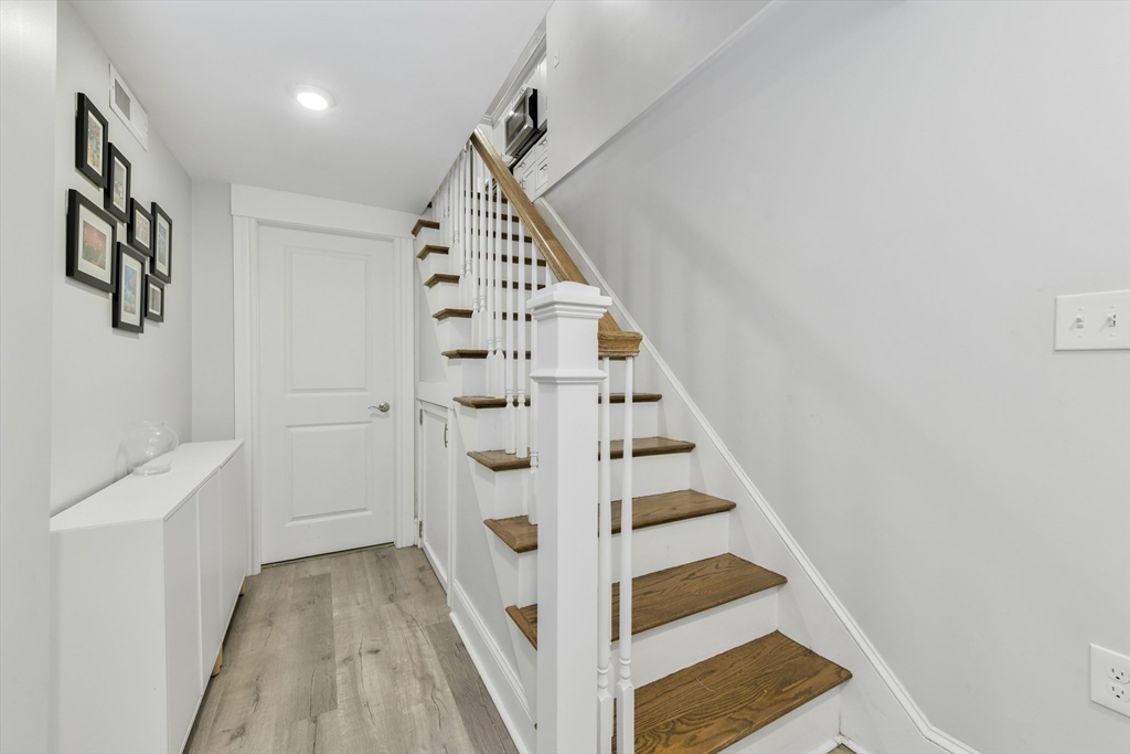 402 Medford St # 1