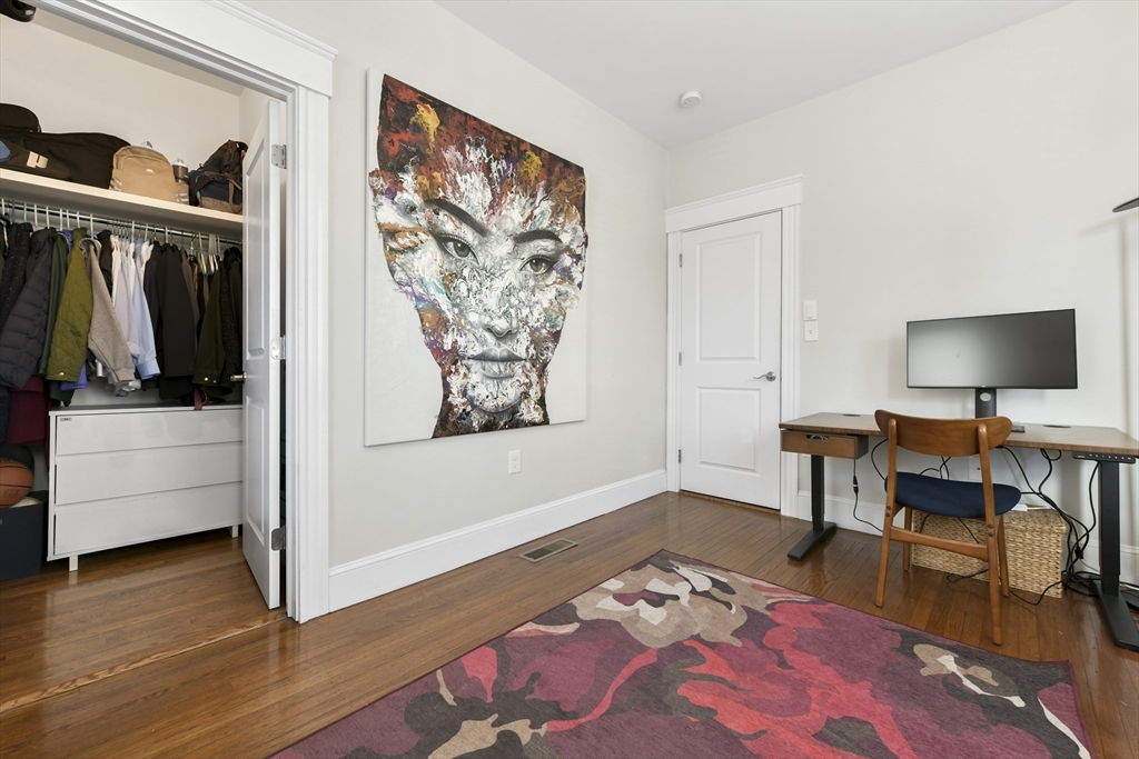 402 Medford St # 1