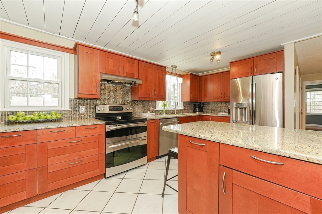 28 Barnstable Road