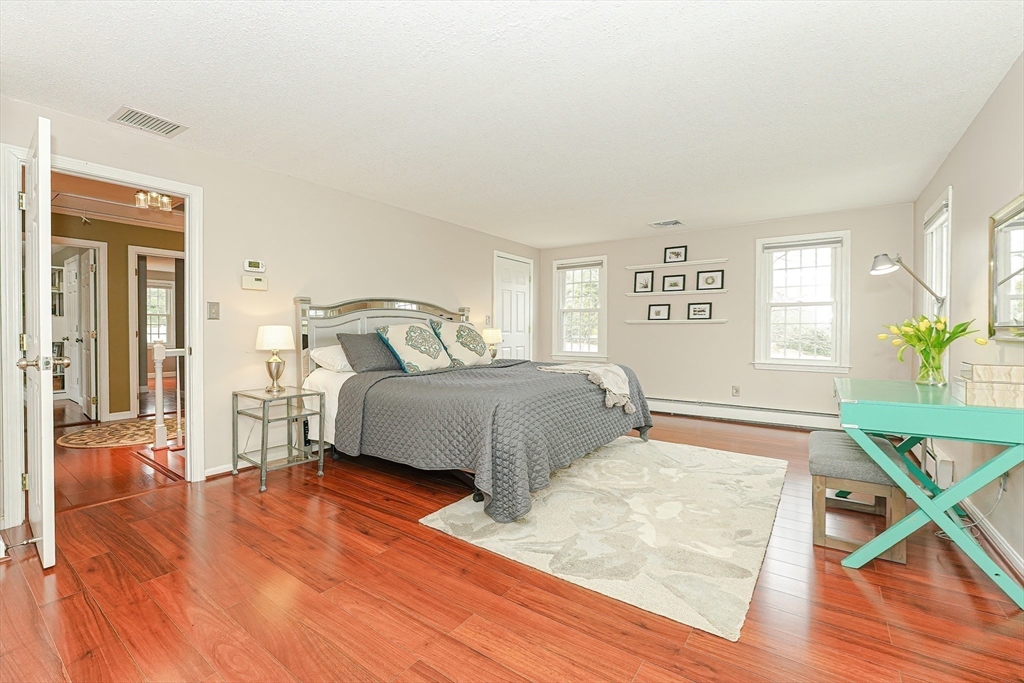 28 Barnstable Road