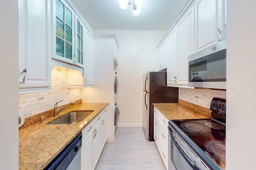 247 W Newton St # 247