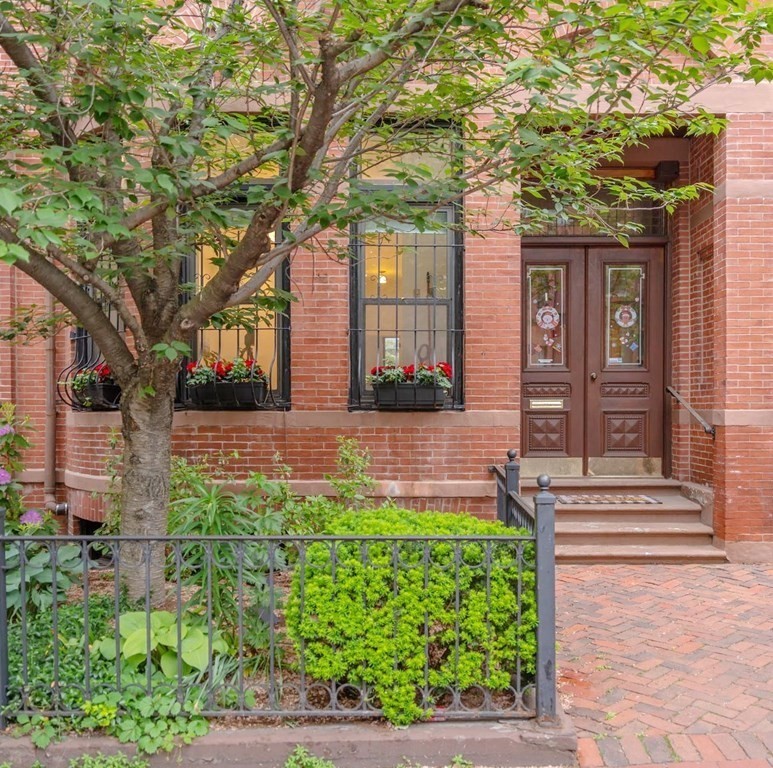 247 W Newton St # 247