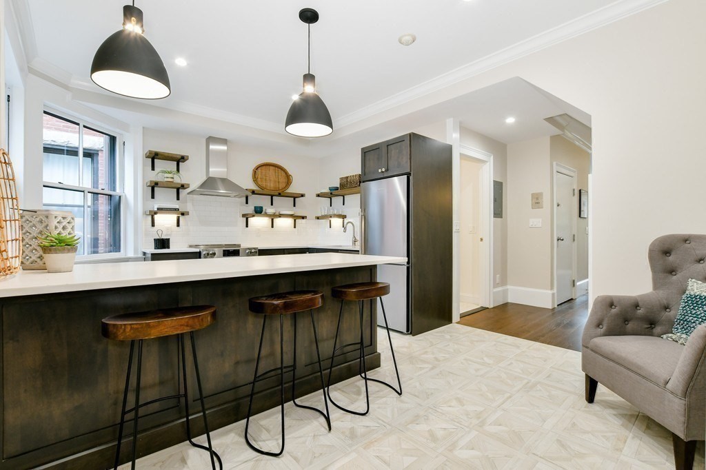 306 Commonwealth Ave # 5