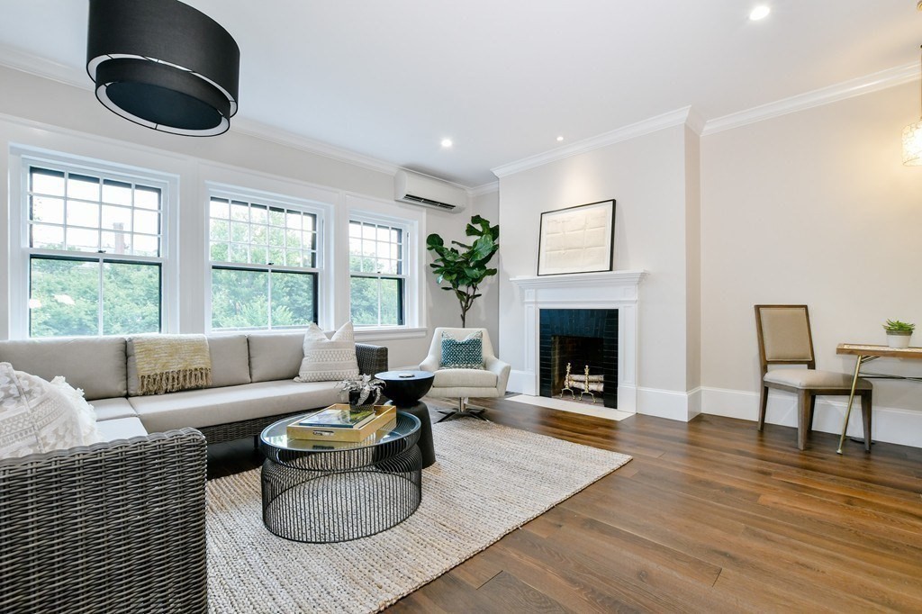 306 Commonwealth Ave # 5