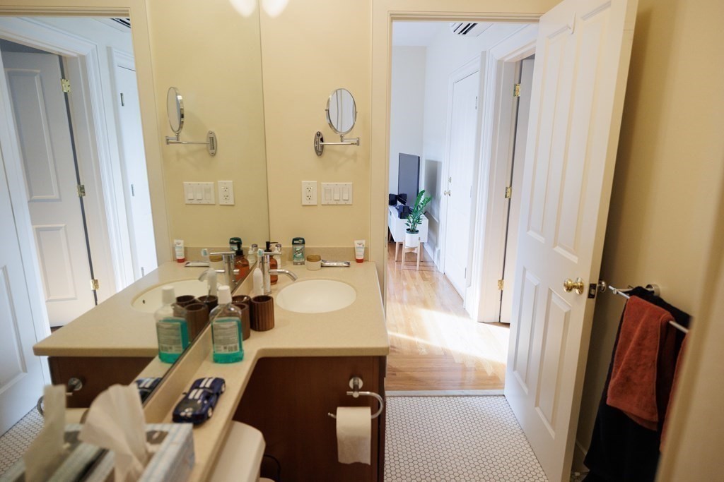 404 Marlborough Street # 7