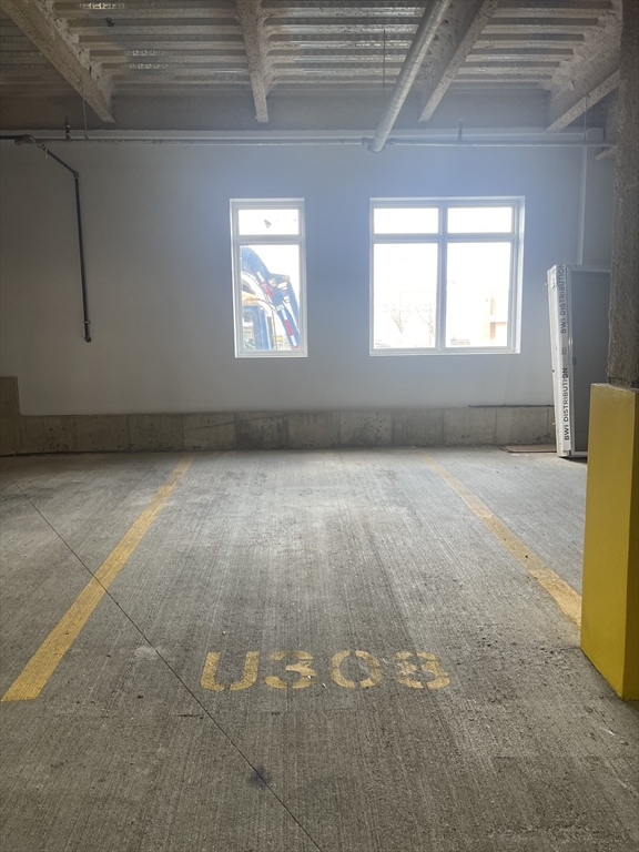 60 Cross Street East # 308