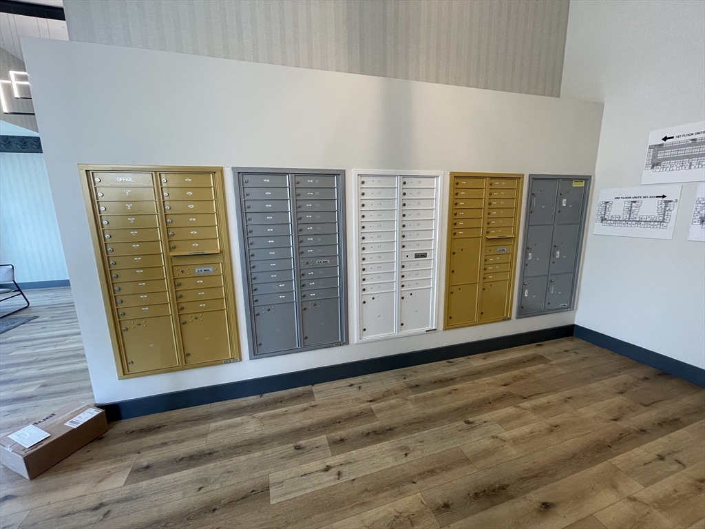 60 Cross Street East # 308