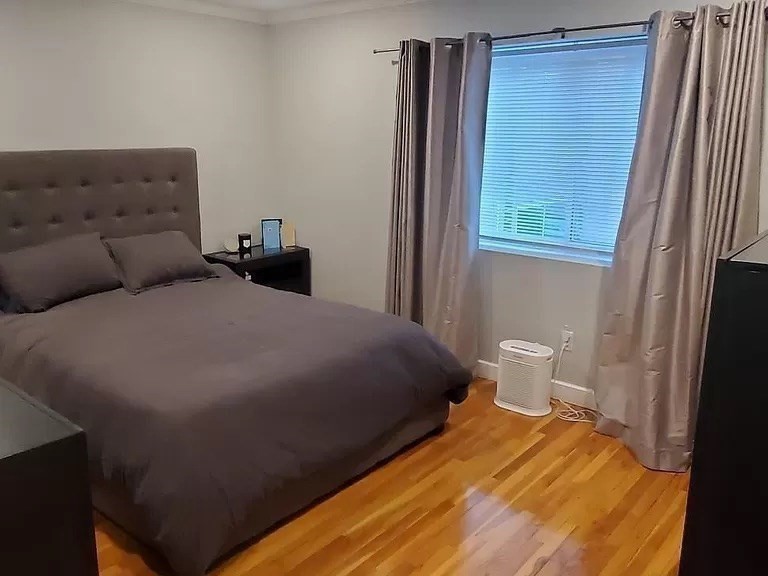 116 Bradlee # 8