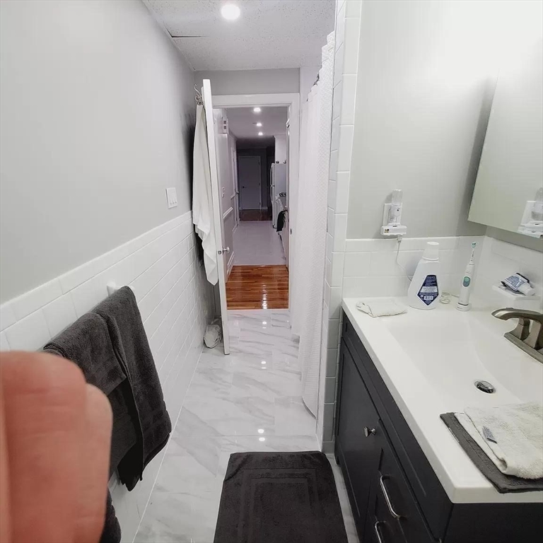 116 Bradlee # 8