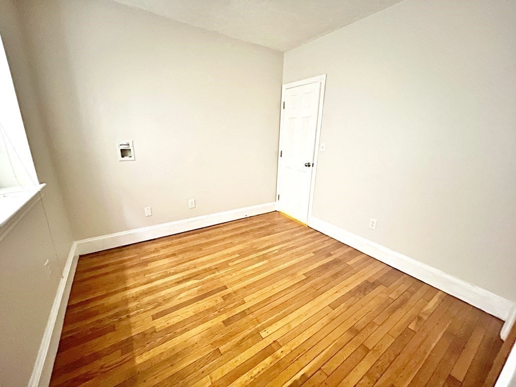 182 Cottage St # 101