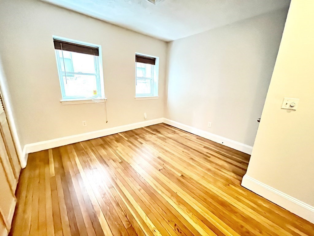 182 Cottage St # 101